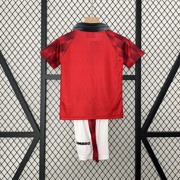 Camiseta y Pantalón corto Manchester United 1996/97 - Imagen 2