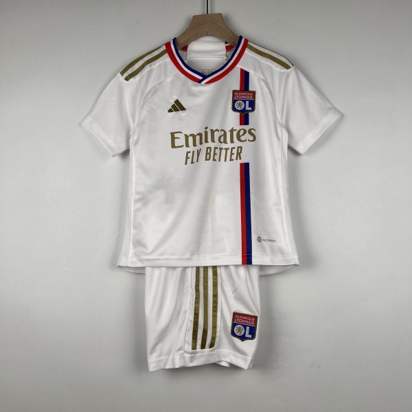 Camiseta y Pantalón corto Olympique de Lyon 2023/24