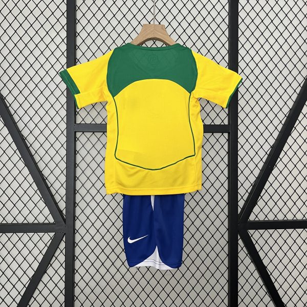 Camiseta y Pantalón corto Brasil 2004 - Imagen 2
