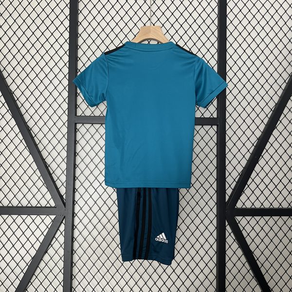Camiseta y Pantalón corto Real Madrid 2017/18 - Imagen 2