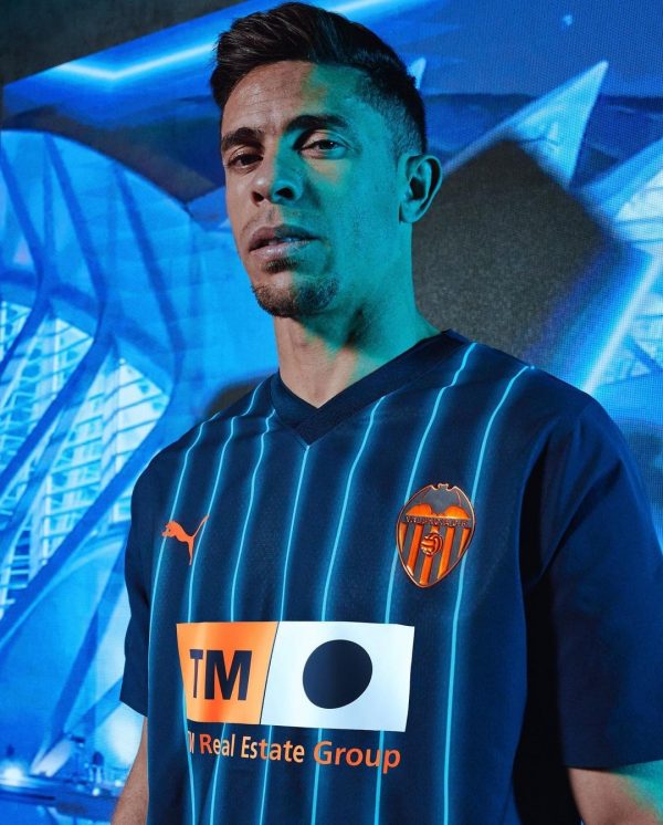 Camiseta Valencia C.F Jugador 23/24 - Imagen 6