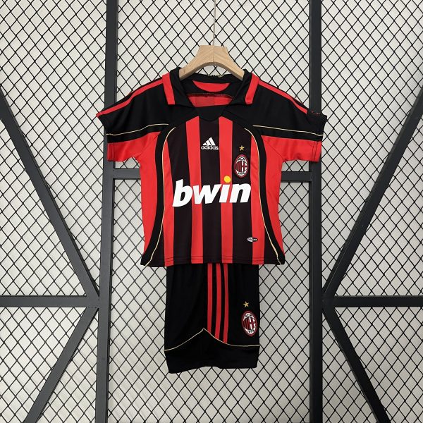 Camiseta y Pantalón corto AC Milán 2006/07