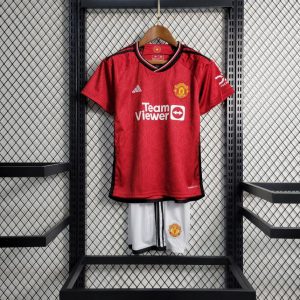 Camiseta y Pantalón corto Manchester United 2023/24