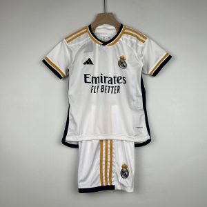 Camiseta y Pantalón corto Real Madrid 2023/24