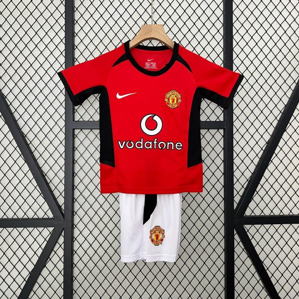 Camiseta y Pantalón corto Manchester United  2002/04