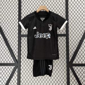 Camiseta y Pantalón corto Juventus 2023/24