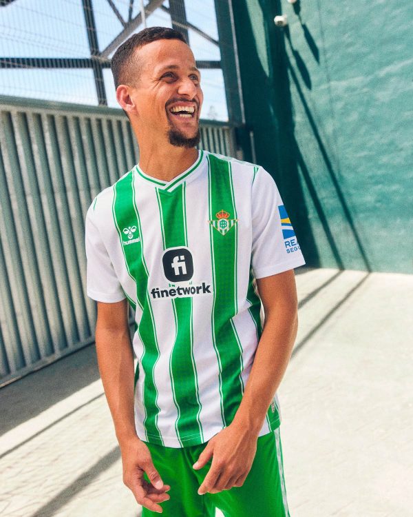 Camiseta Real Betis Jugador 23/24 - Imagen 9