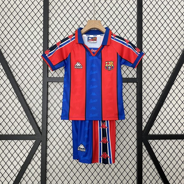 Camiseta y Pantalón corto F.C Barcelona 1995/97