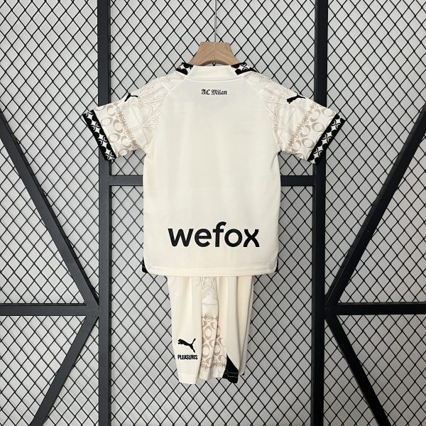 Camiseta y Pantalón corto AC Milán 2023/24 - Imagen 2