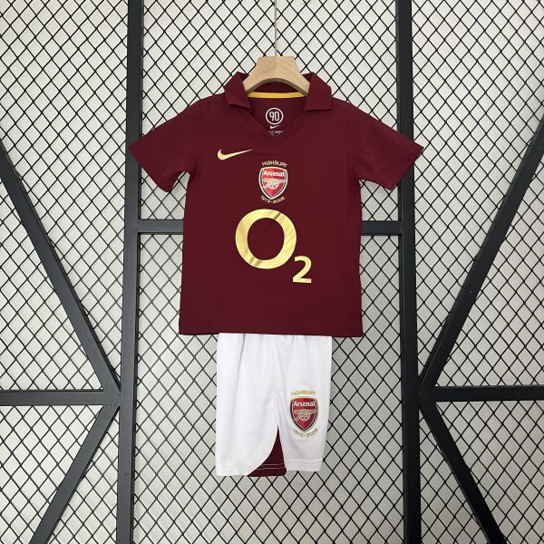 Camiseta y Pantalón corto Arsenal F.C 2005/06