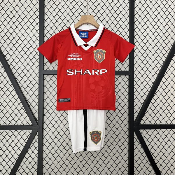 Camiseta y Pantalón corto Manchester United 1999/00