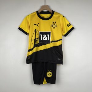 Camiseta y Pantalón corto Borussia Dortmund 2023/24