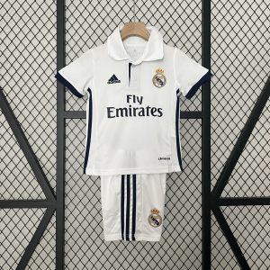 Camiseta y Pantalón corto Real Madrid 2016/17