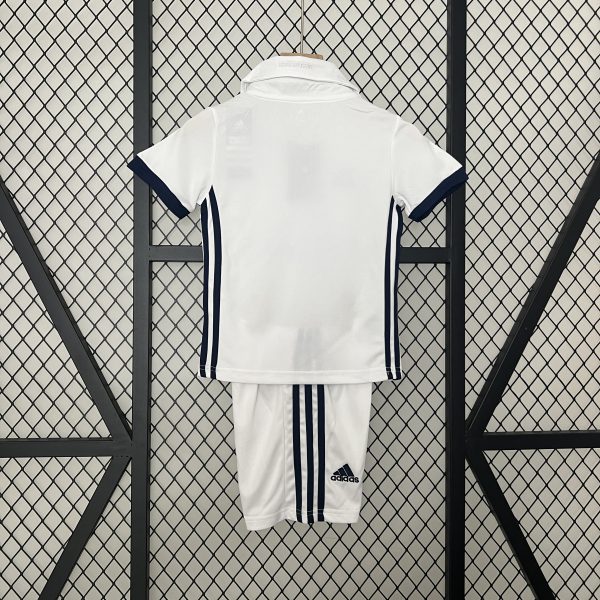Camiseta y Pantalón corto Real Madrid 2016/17 - Imagen 2