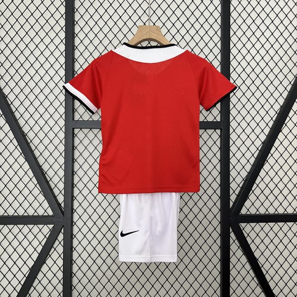 Camiseta y Pantalón corto Manchester United 2005/06 - Imagen 2