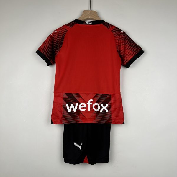 Camiseta y Pantalón corto AC Milán 2023/24 - Imagen 2