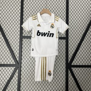 Camiseta y Pantalón corto Real Madrid 2011/12