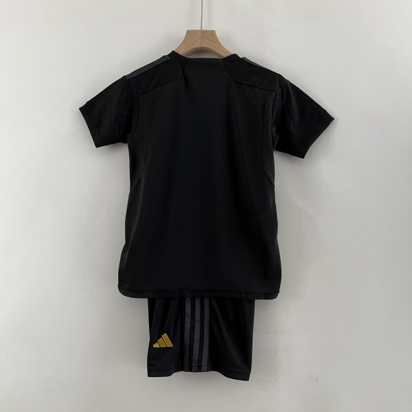 Camiseta y Pantalón corto Real Madrid 2023/24 - Imagen 2
