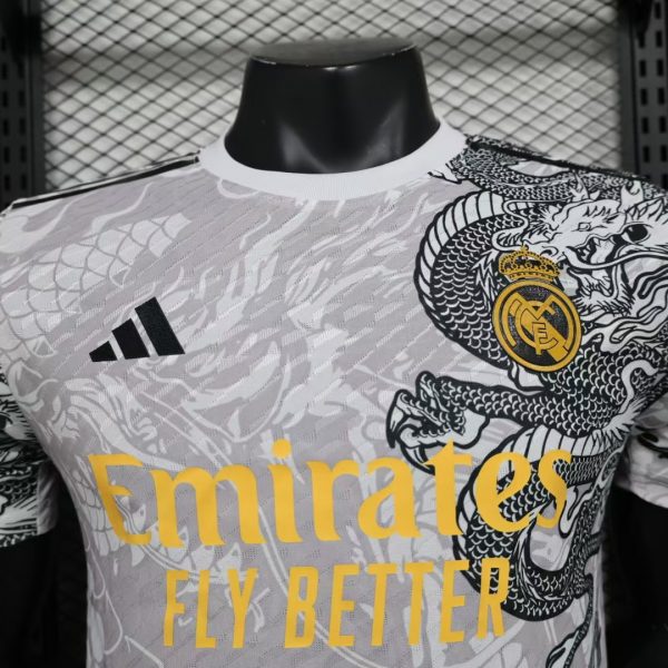 Camiseta Real Madrid Jugador 2024/25 - Imagen 4