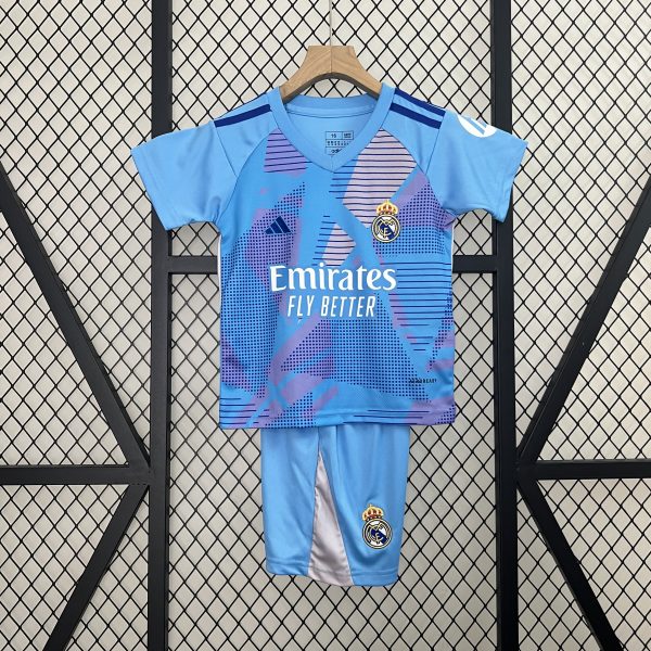 Camiseta y Pantalón corto Real Madrid 2024/25