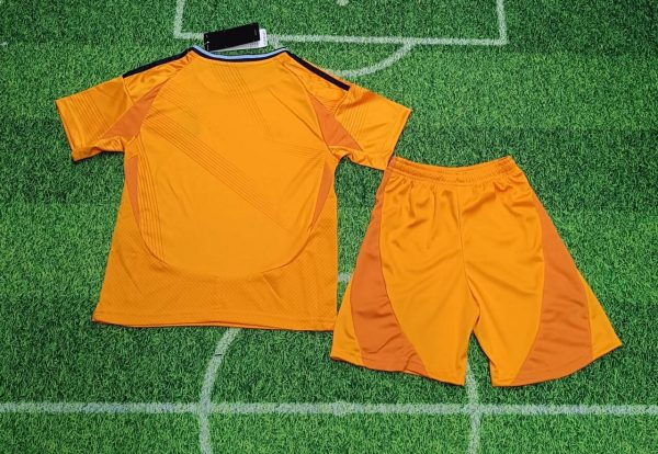 Camiseta y Pantalón corto Real Madrid 2024/25 - Imagen 2