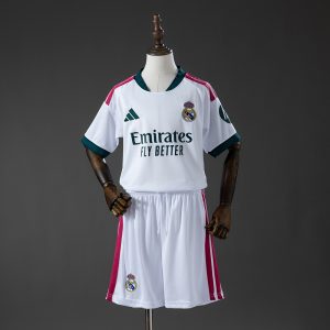 Camiseta Real Madrid 26/27 camiseta y pantalón